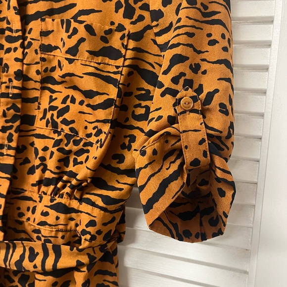 EUC ✨DEEDEE✨romper✨Tiger Print ✨M - Picture 4 of 10